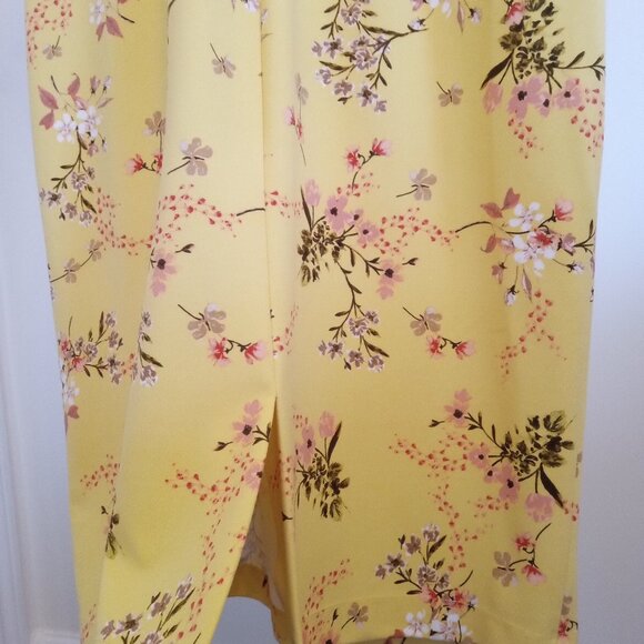 Liz Claiborne Yellow Floral Pencil Dress - Picture 9 of 10